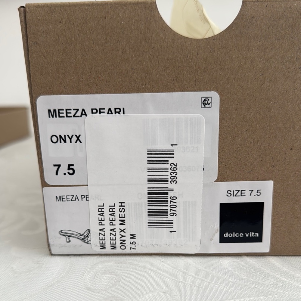 Dolce Vita Meeza Imitation Pearl Sandal. Ladies 7.5 - Picture 7 of 15